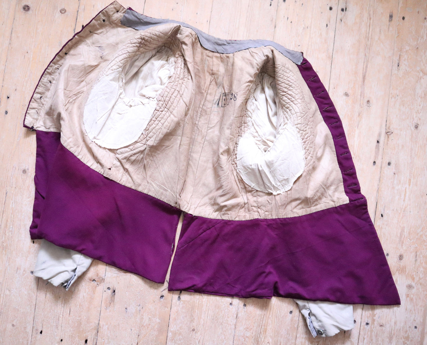 Early 1900s French Theatre Jacket in Purple Wool – Renaissance Style – Aristide Boyer Marseille