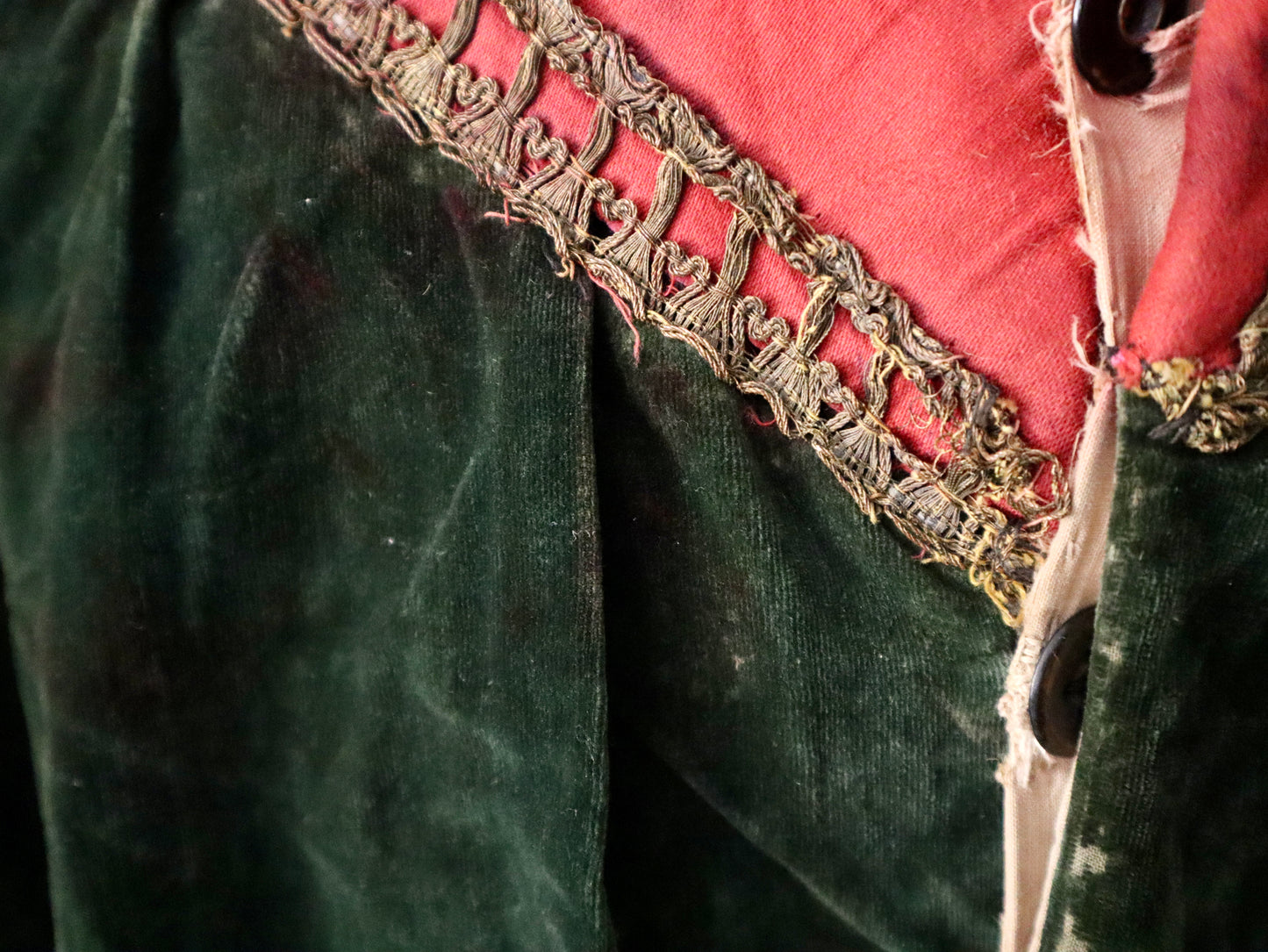 Antique French Renaissance Revival Theatrical Costume
Roize Fils / Aristide Boyer Marseille | c. 1890–1910
