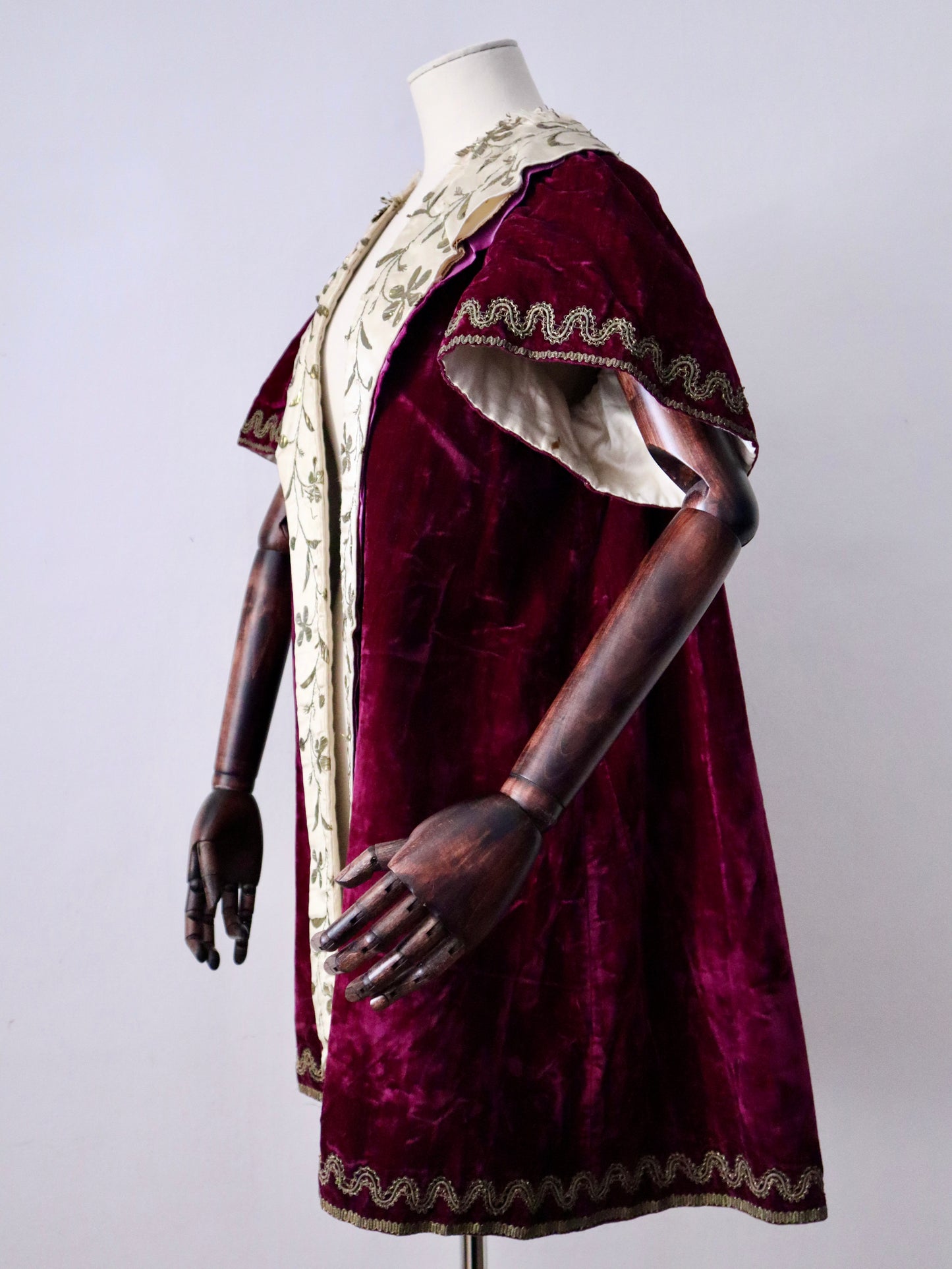 Antique French Silk Velvet Jacket c.1800s – Hand-Embroidered with Flat Gold Metal Thread – Ceremonial A-Line Robe from Aristide Boyer Archive