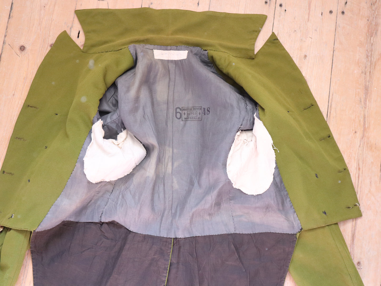 Antique French Tailcoat by Aristide Boyer – Bright Green Wool Theatre Jacket with Ring-Back Buttons – Regency-Inspired