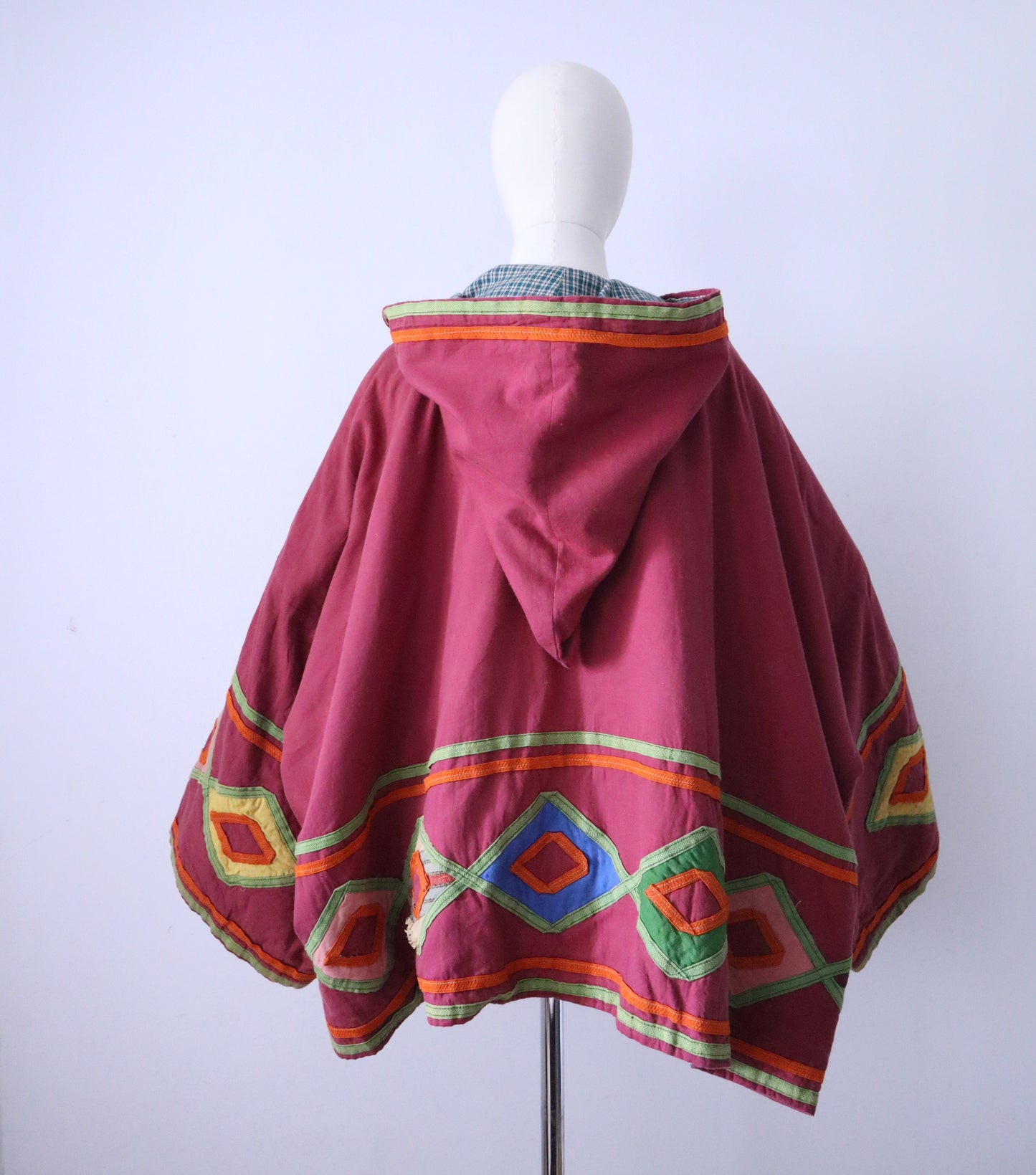 Vintage 1930s Jacket – Dark Pink Cotton with Appliqué Detail