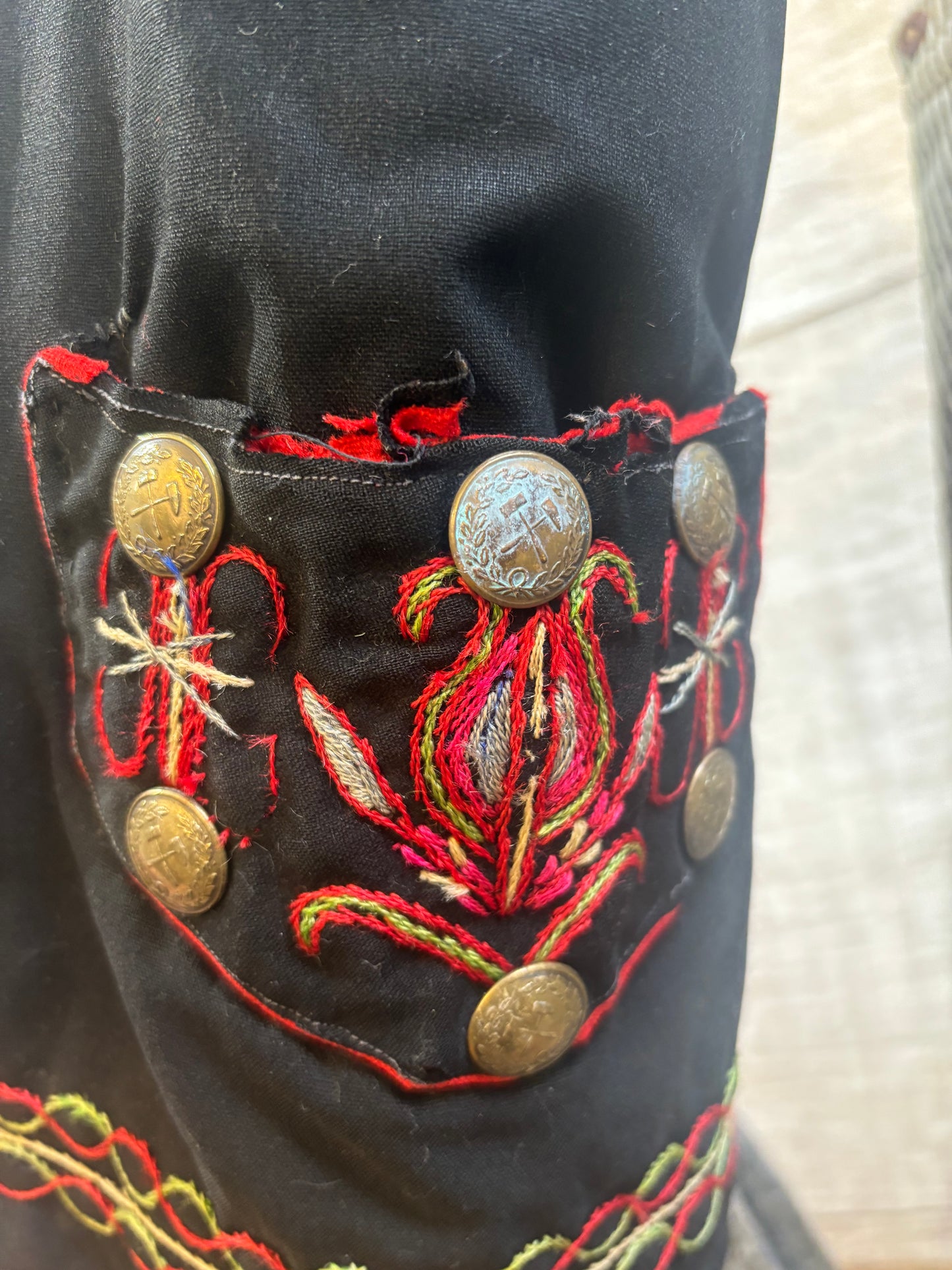 1920s 30s Hungarian Embroidered Vest Waistcoat Folk Floral Brass Buttons Hammer Pick