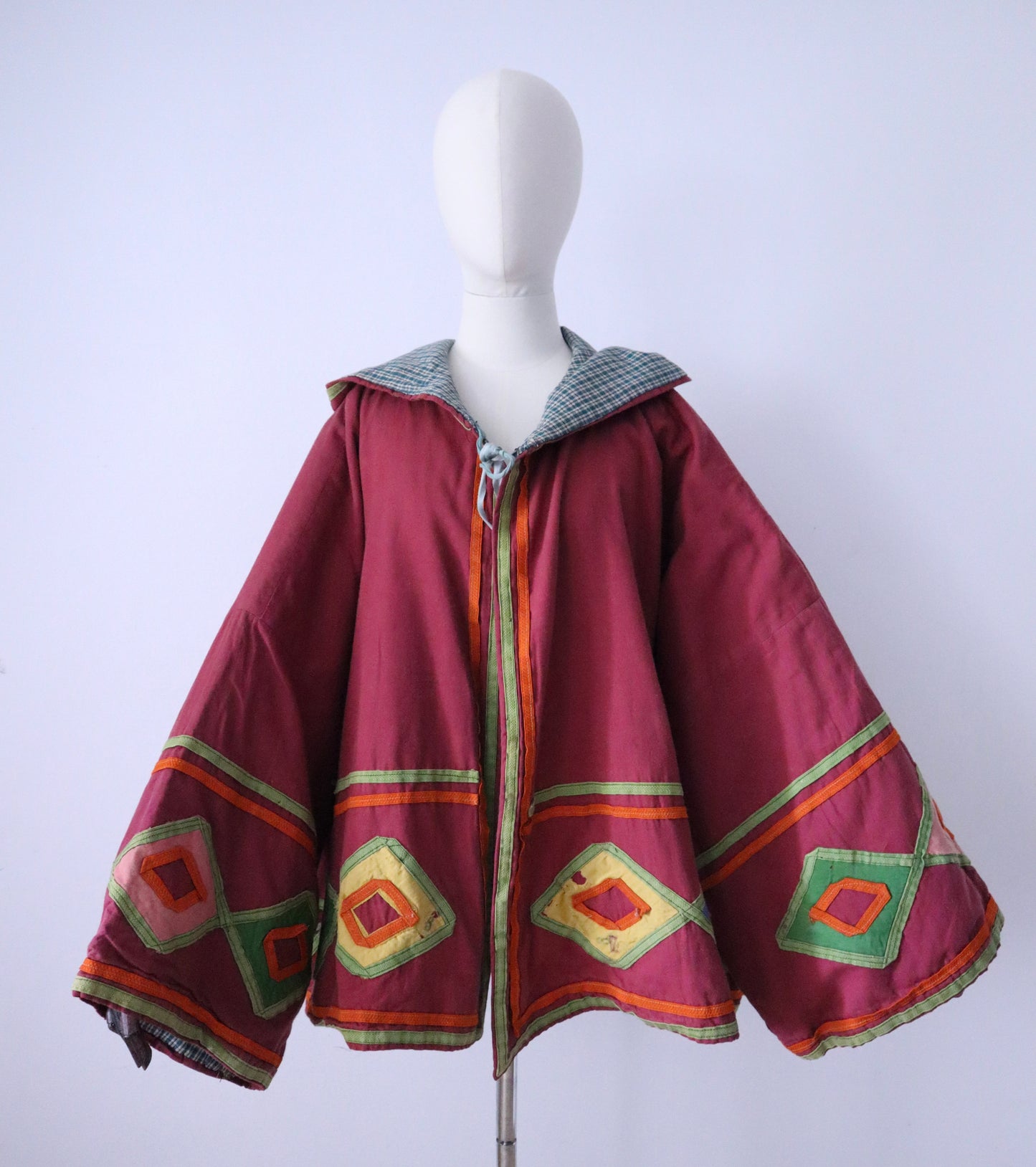 Vintage 1930s Jacket – Dark Pink Cotton with Appliqué Detail