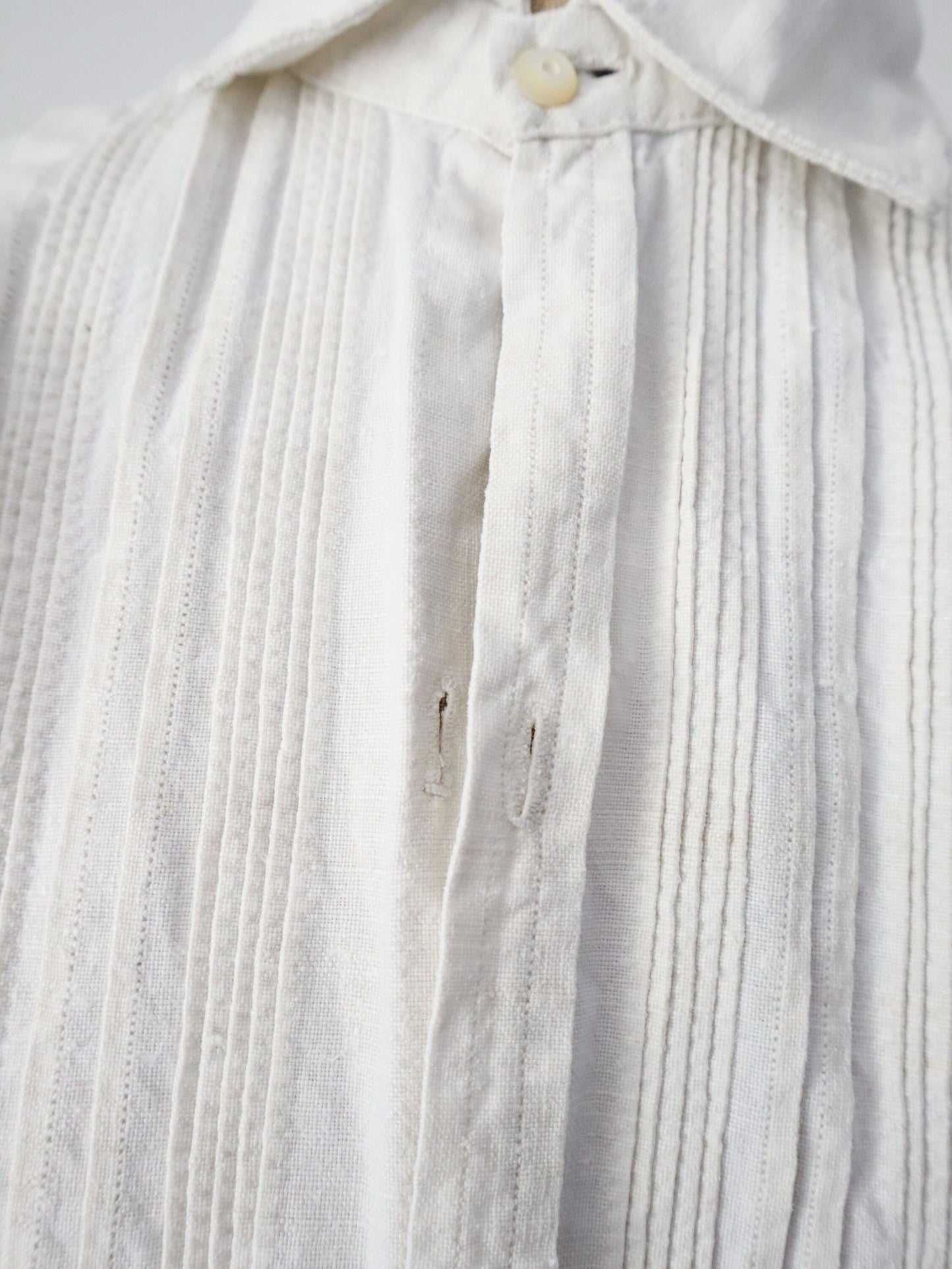 Antique French white linen dress shirt Pleats long button collar early 1900s