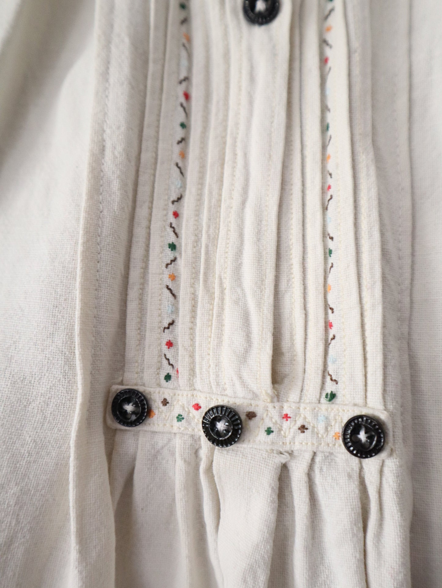 1930s Hungarian Folk Blouse Linen Homespun Colourful Embroidery Glass Buttons