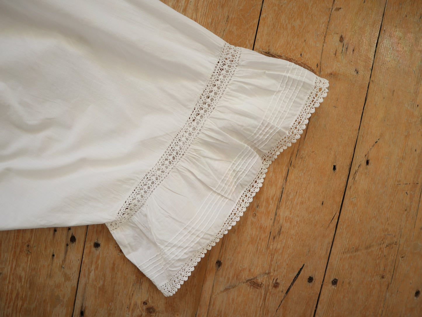 Antique French Bloomers White Cotton Edwardian Crochet Lace Trim Pleats Long early 1900s