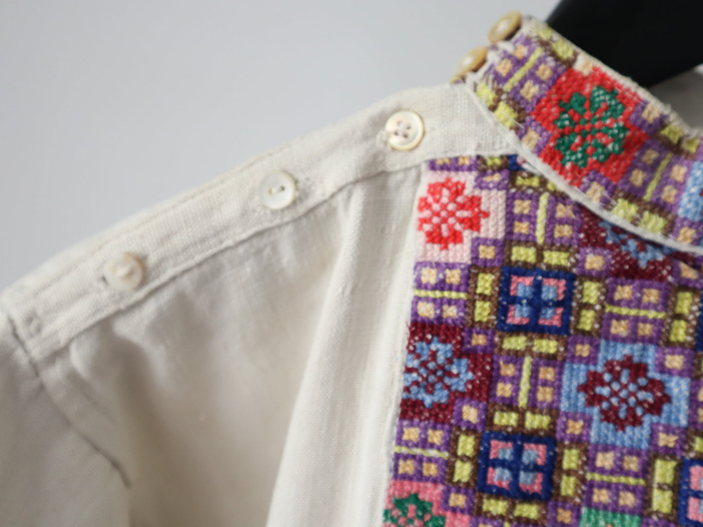 1940s Slovakian Folk Shirt Needlepoint Collar Colourful Eastern European