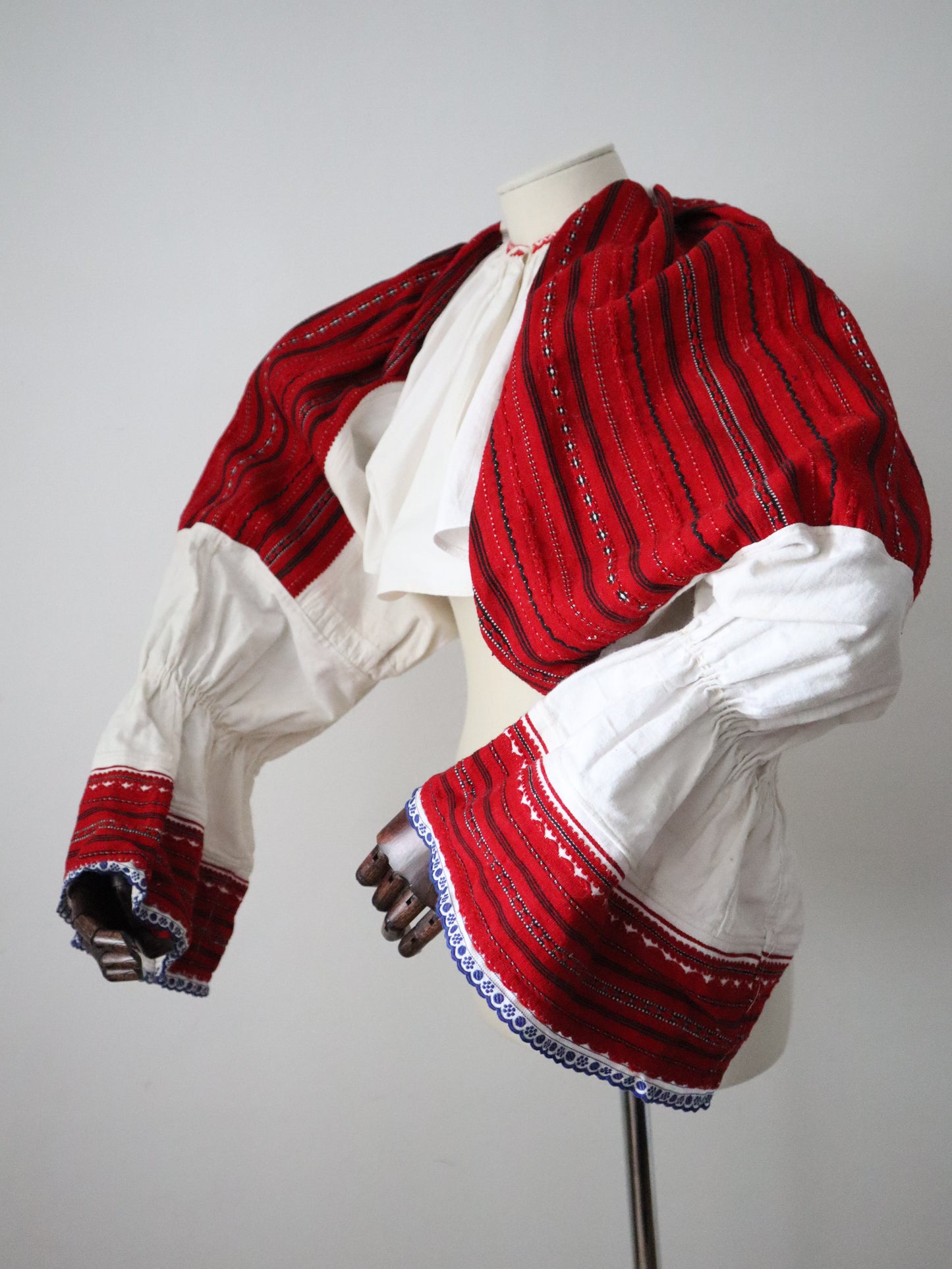 Croatian Folk Blouse – 1940s Croatia–Hungary Border – White Linen with Red, Black and White Woven Sleeves – Cropped Body
