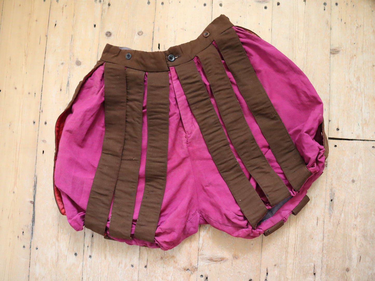 Antique French Theatre Opera Costume Hose Purple Magenta BrownWool Renaissance Tudor Shorts Early 1900s