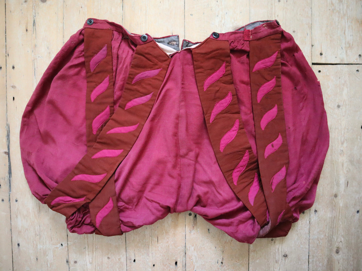 Antique French Theatre Opera Costume Hose Purple Magenta Wool Slash Renaissance Tudor Shorts Early 1900s