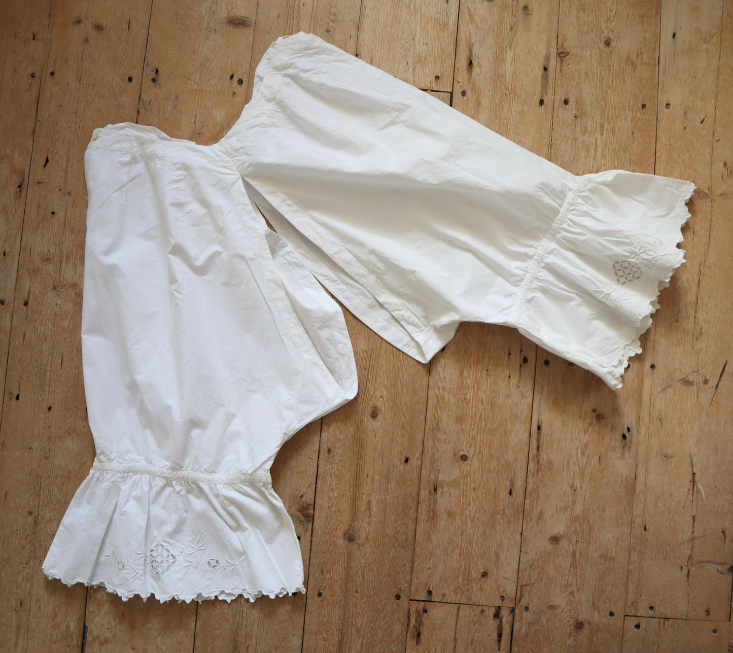 Antique French White Cotton Bloomers Knickers Embroidery Leaves Cutwork Early 1900s