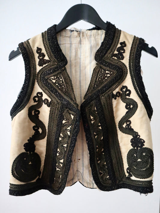 1920s 1930s Transylvanian folk waistcoat with black soutache decoration