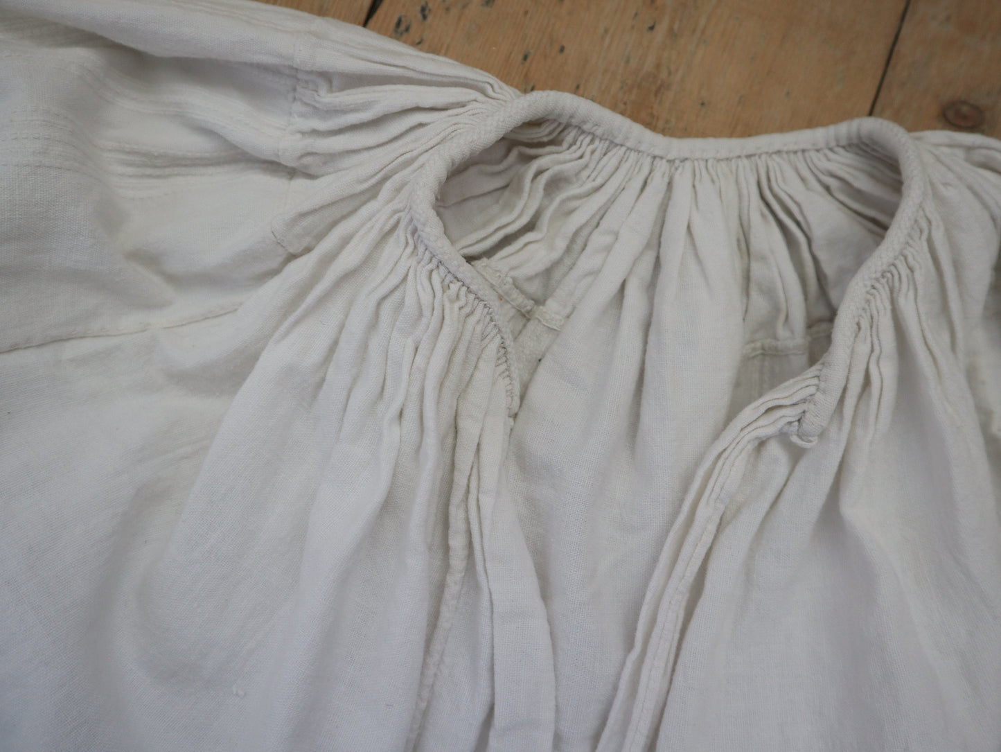 1930s Croatian Folk Blouse White Linen Woven Cropped Big Sleeves