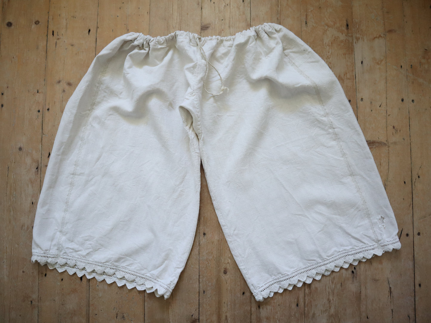 C.1930s Transylvanian Linen Woven Crochet Insert Folk Trousers Pants Cropped Wide