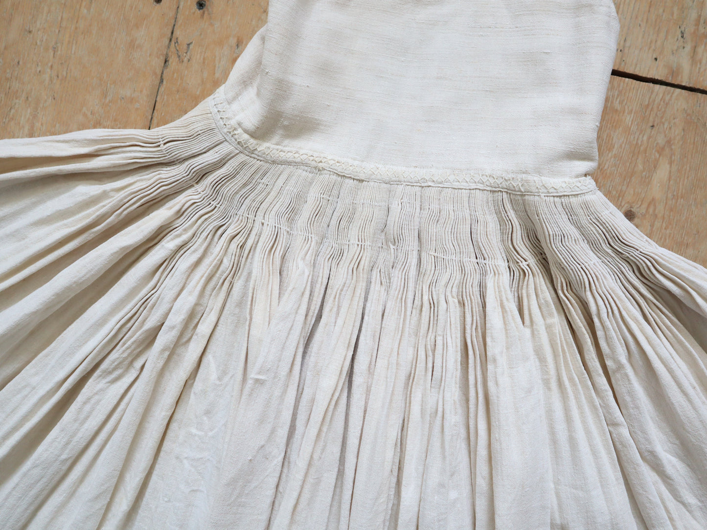 C.1930s Slovakian Linen Folk Underdress Dress Traditional Costume Homespun Smocking Pleats Embroidery