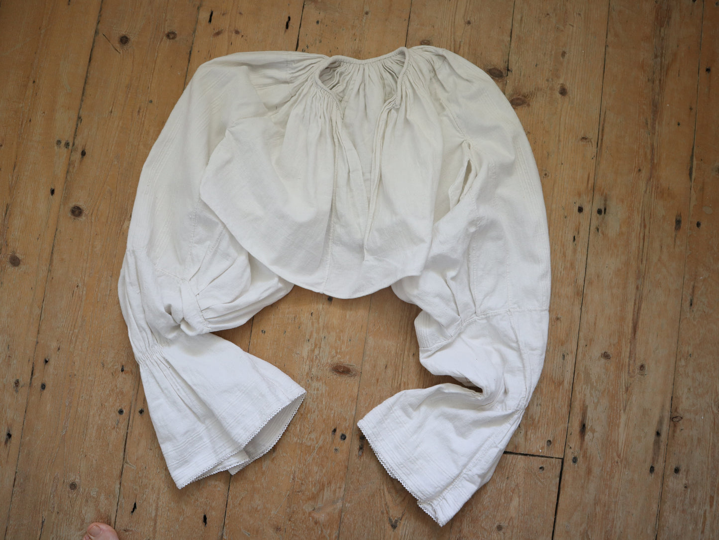 1930s Croatian Folk Blouse White Linen Woven Cropped Big Sleeves