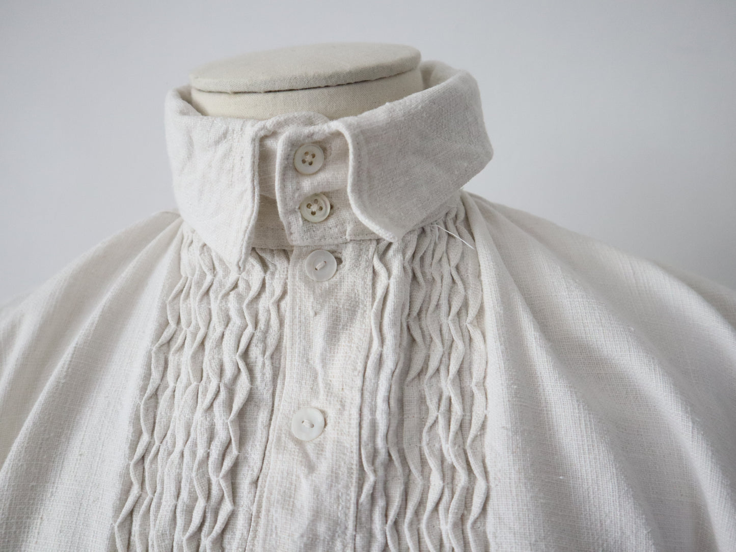 1940s Transylvanian homespun linen folk blouse mother of pearl buttons pleated front traditional menswear