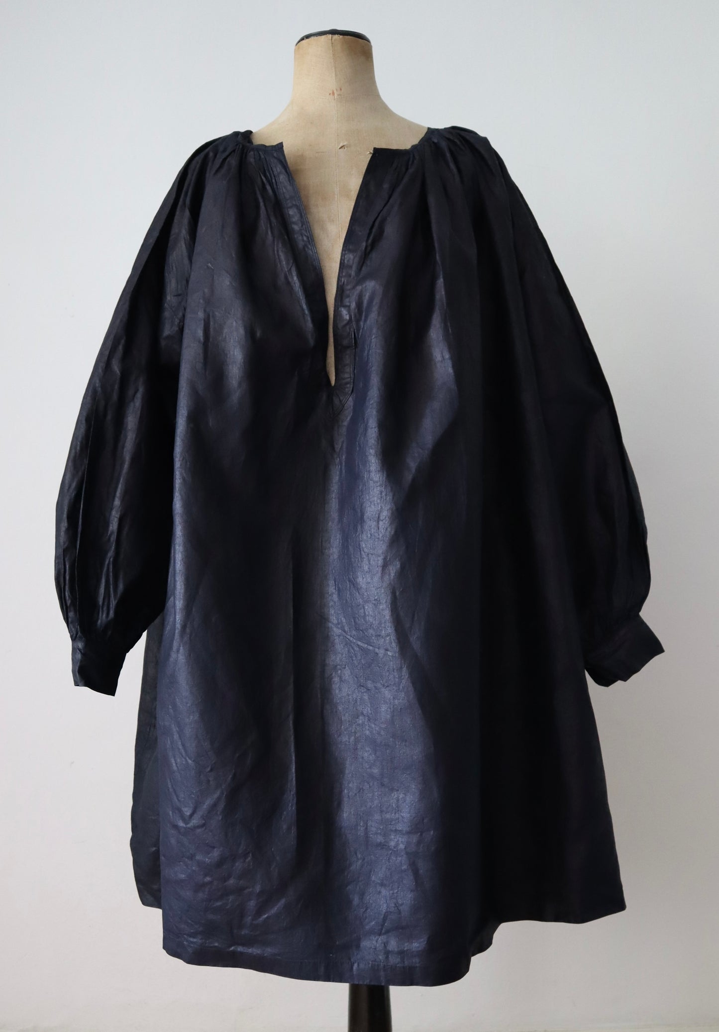 Antique French Indigo Biaude Early 1900s workwear chore farmer smock farmer