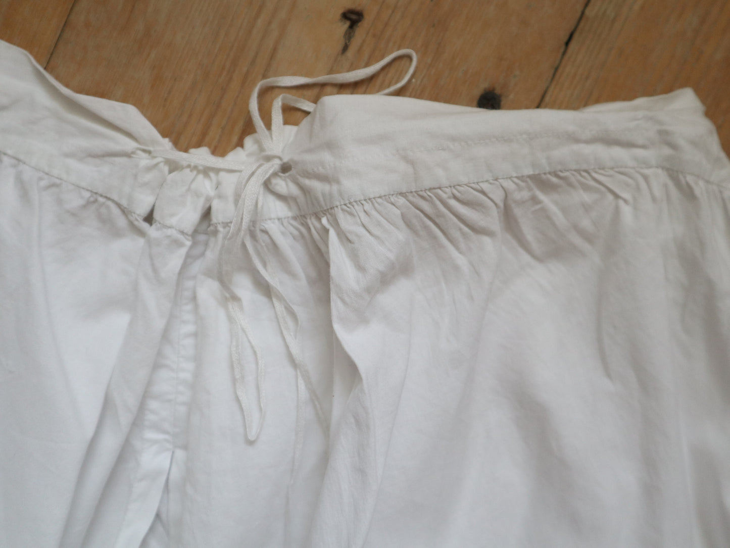 Antique French White Cotton Bloomers Knickers Embroidery Pleats Long Early 1900s