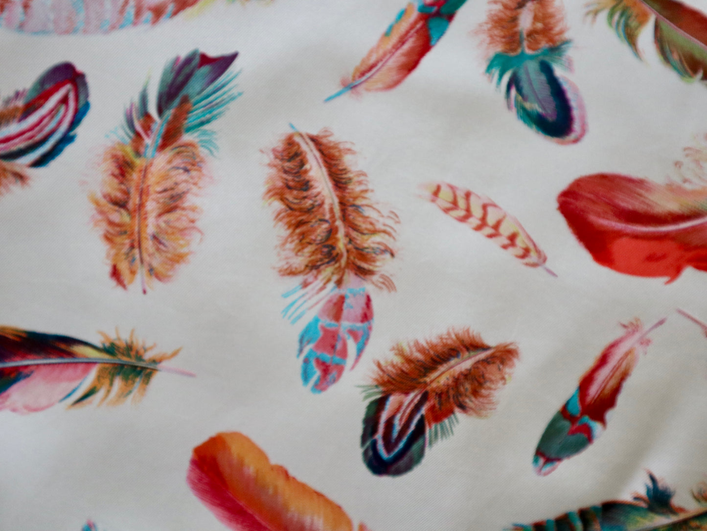 1980s Hermès Feather Plumes Print Silk Top Sweater Vintage RARE