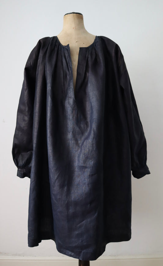 Antique French Indigo Biaude Early 1900s workwear chore farmer smock farmer