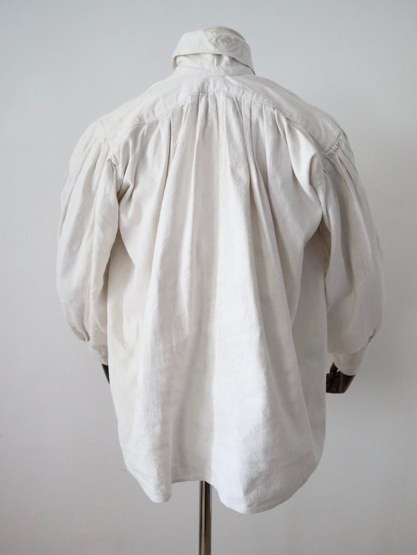 1940s Transylvanian homespun linen folk blouse mother of pearl buttons pleated front traditional menswear