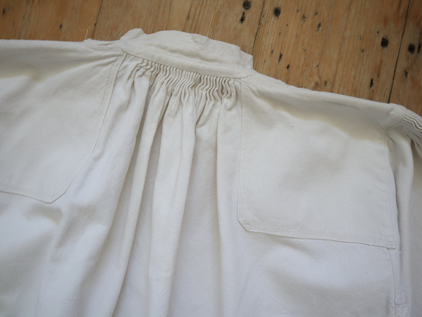 1930s Slovakian White Linen Folk Shirt Blouse Big Wide Sleeves Embroidery