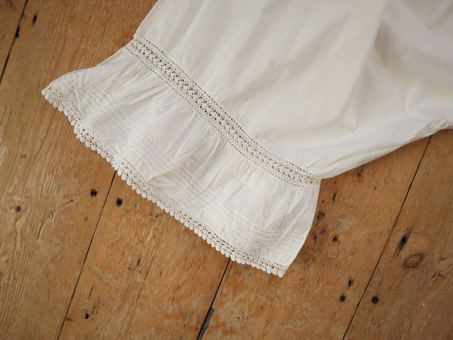 Antique French Bloomers White Cotton Edwardian Crochet Lace Trim Pleats Long early 1900s