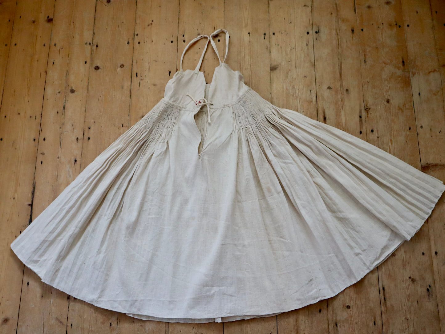 C.1930s Slovakian Linen Folk Underdress Dress Traditional Costume Homespun Smocking Pleats Embroidery