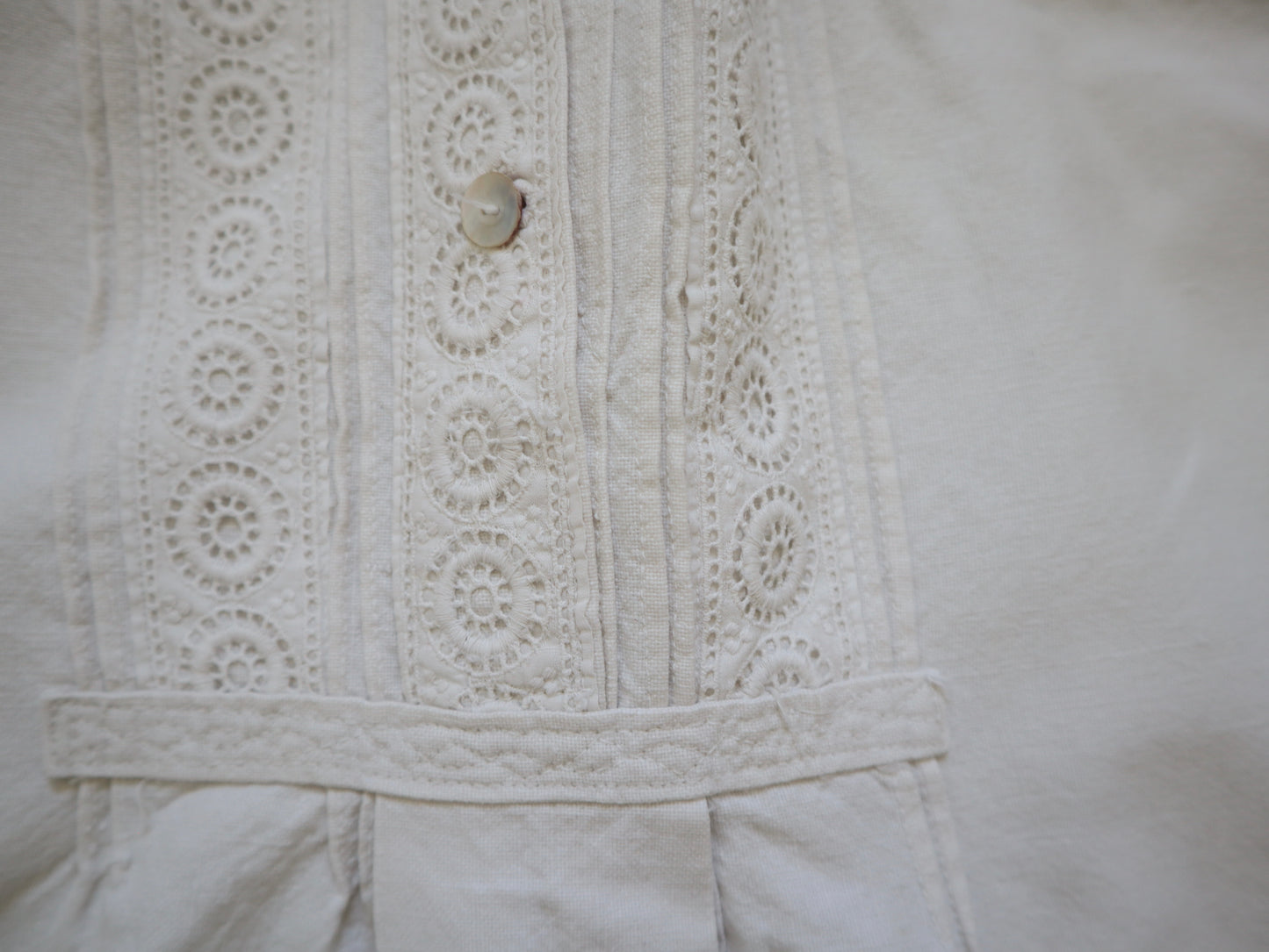 1930s Slovakian White Linen Folk Shirt Blouse Big Wide Sleeves Embroidery