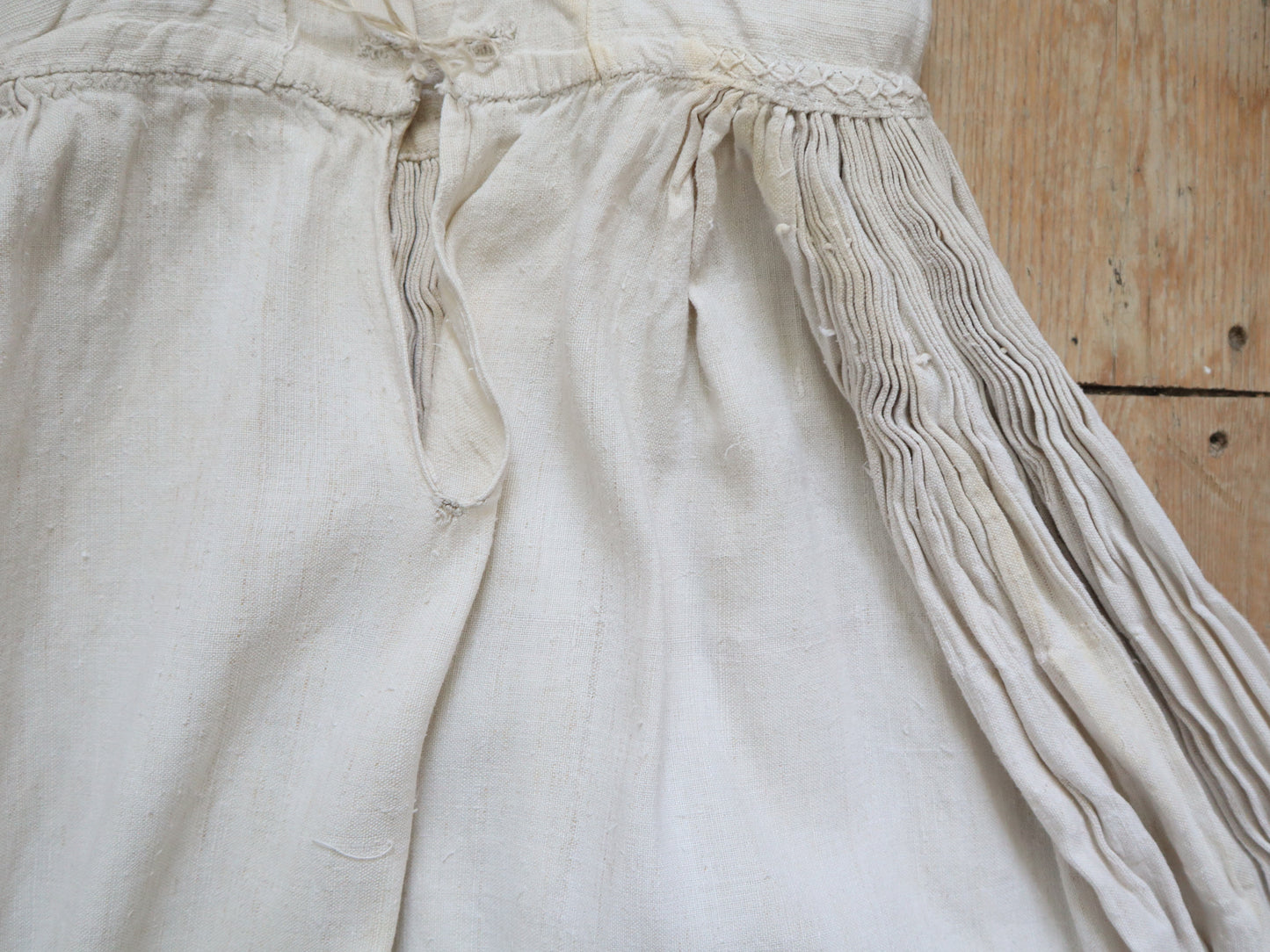 Slovakian Linen Folk Underdress Dress Traditional Costume Homespun Smocking Pleats Embroidery