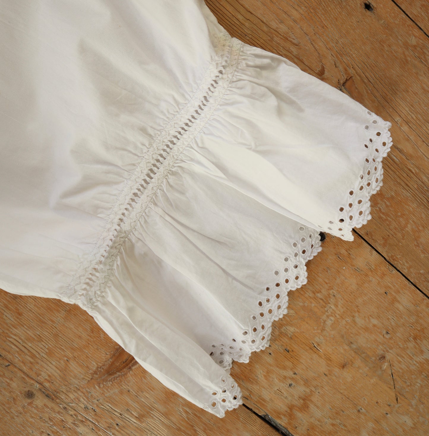 Antique French White Cotton Bloomers Knickers Embroidery Cutwork MD Monogram Early 1900s