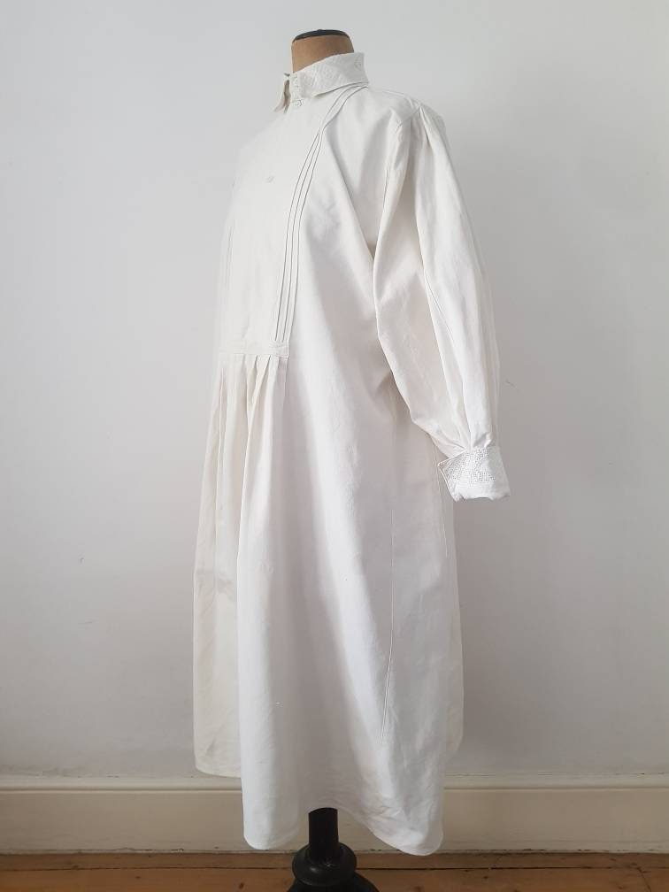 1940s White Linen Transylvanian Folk Smock Shirt Long Eastern European traditional clothing embroidered