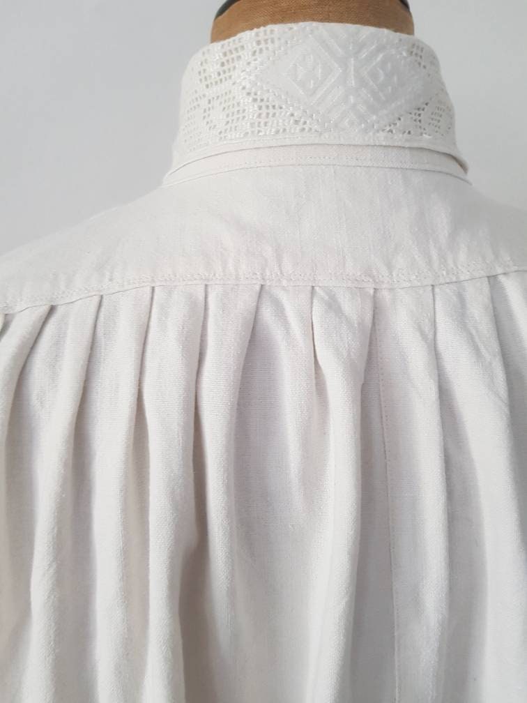 1940s White Linen Transylvanian Folk Smock Shirt Long Eastern European traditional clothing embroidered