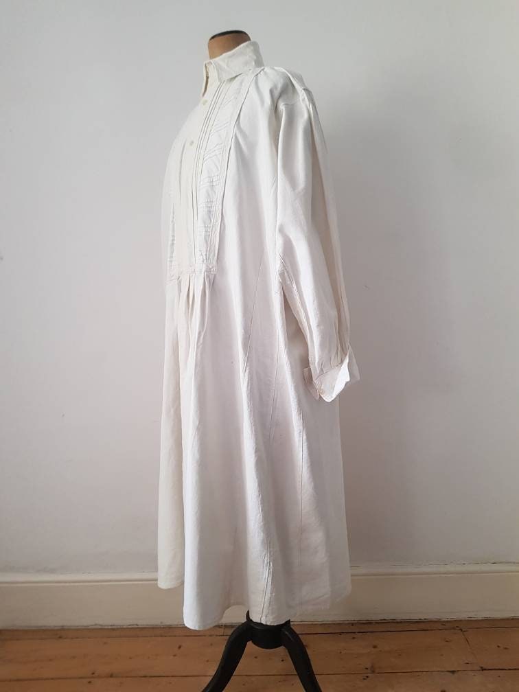 1940s White Linen Folk Smock Shirt Transylvanian Eastern European Traditional Costume Pleated Long