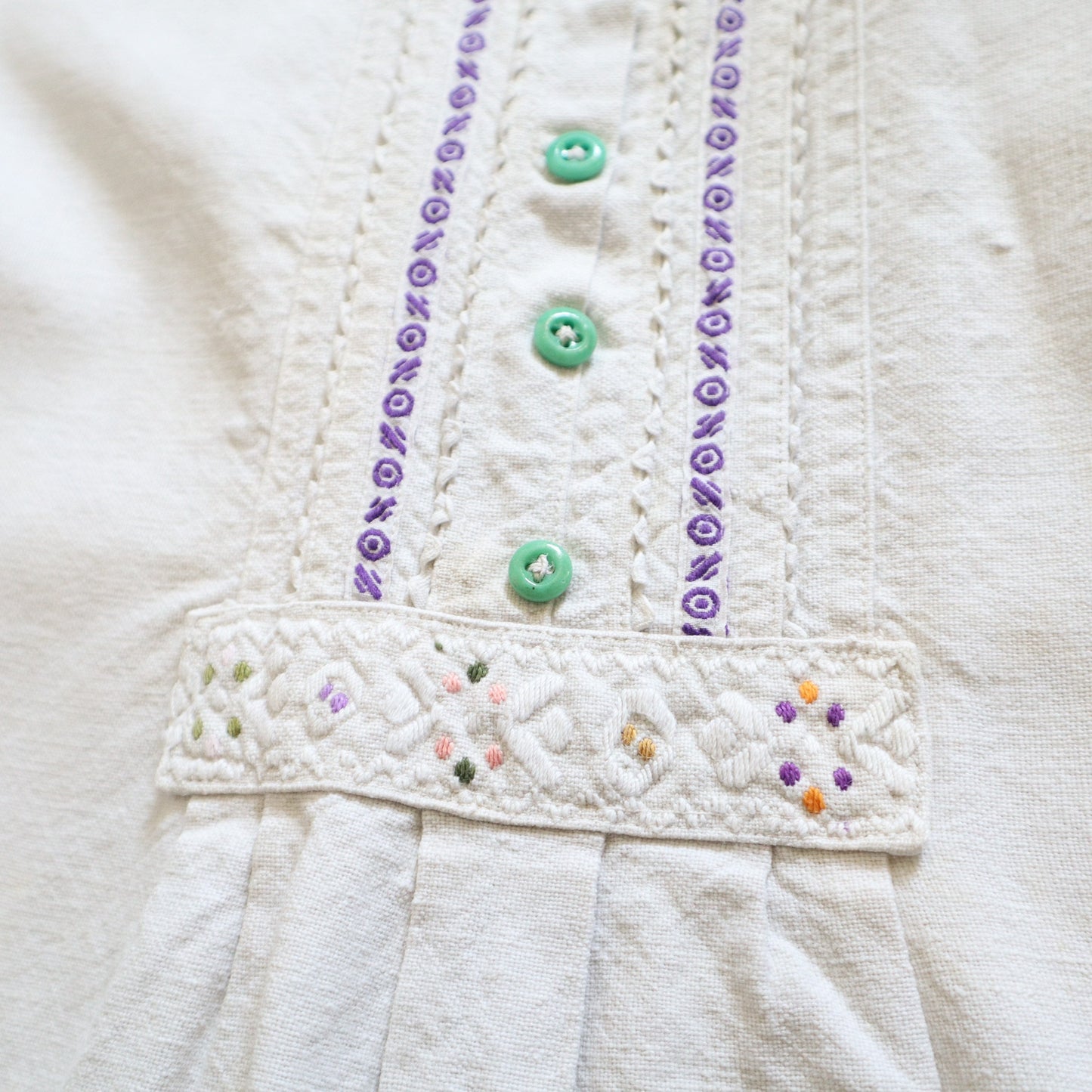 1930s Hungarian Linen Folk Shirt Green Glass Buttons Purple Embroidery Eastern European pleats