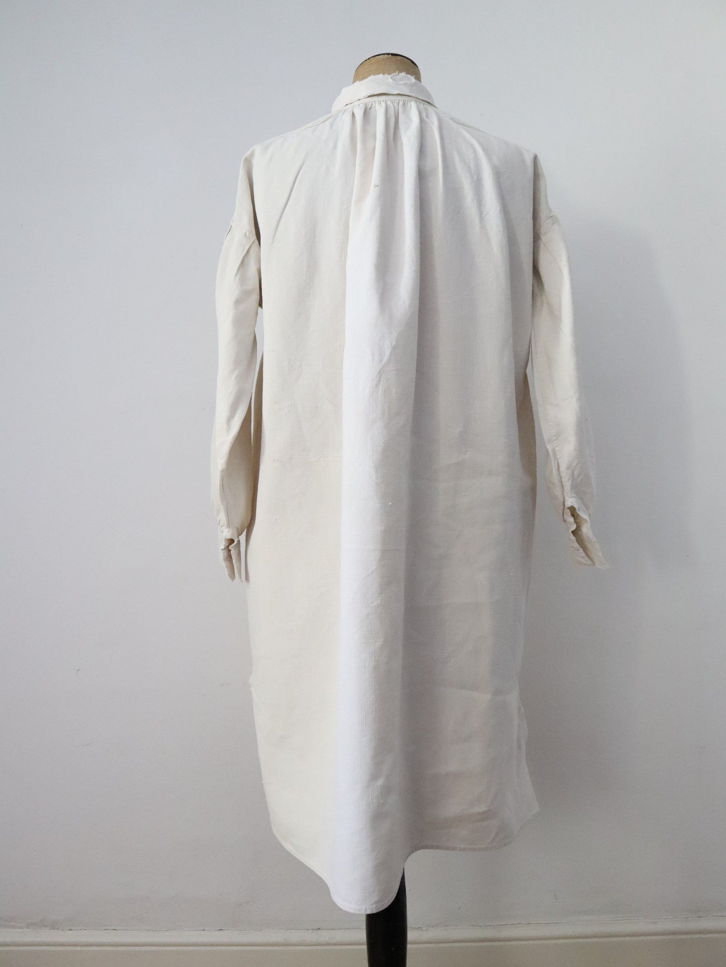 Antique French white linen dress shirt Pleats long button collar early 1900s