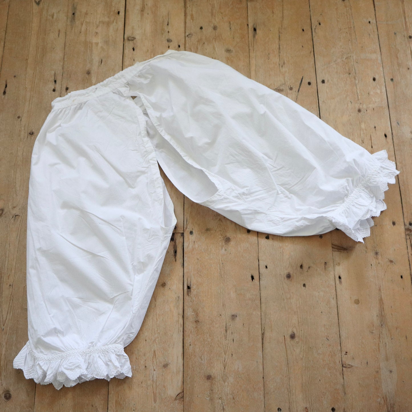 Antique French Bloomers White Cotton Edwardian Embroidery early 1900s knickers