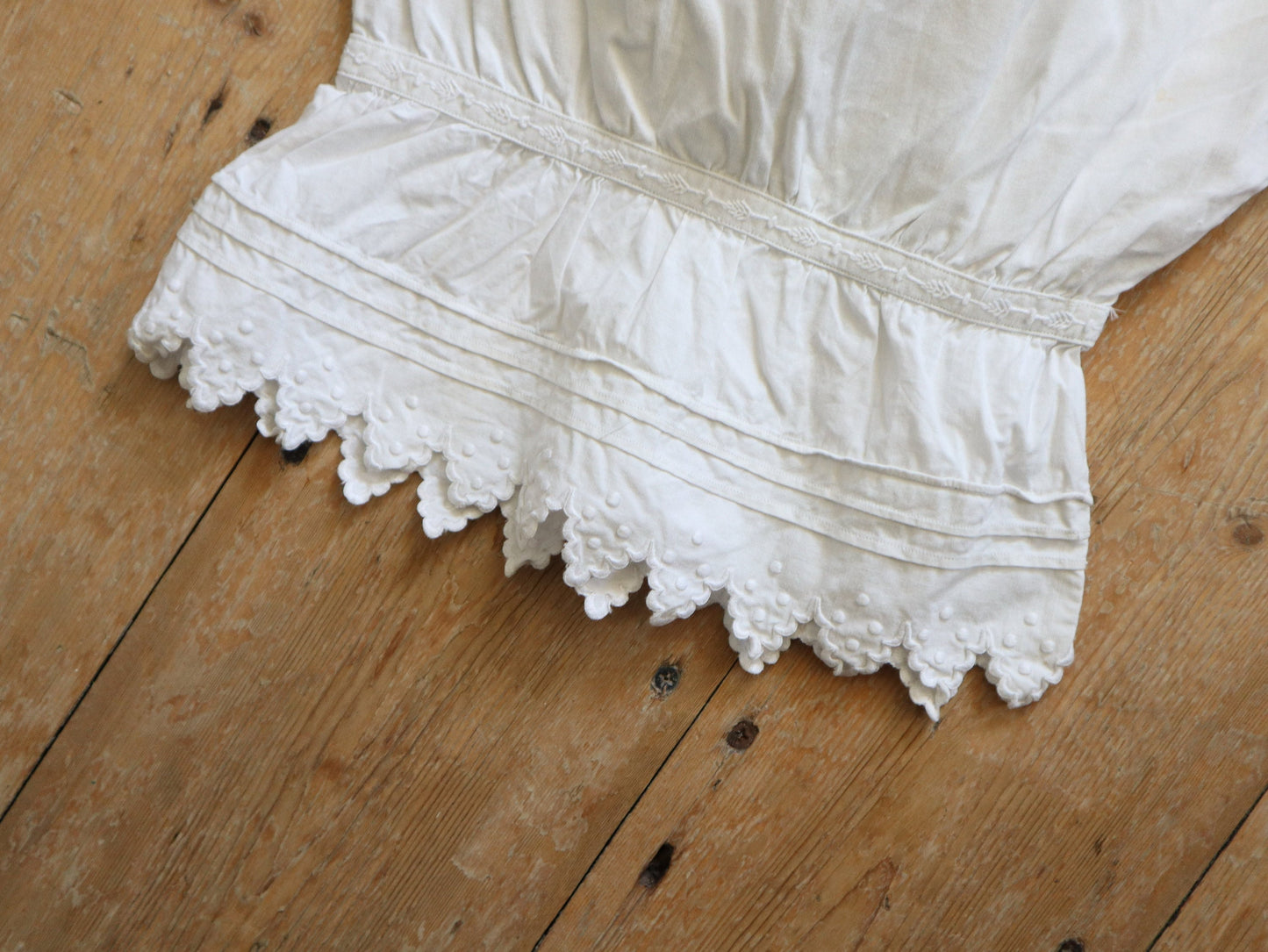 Antique French Bloomers white cotton embroidery pleats early 1900s