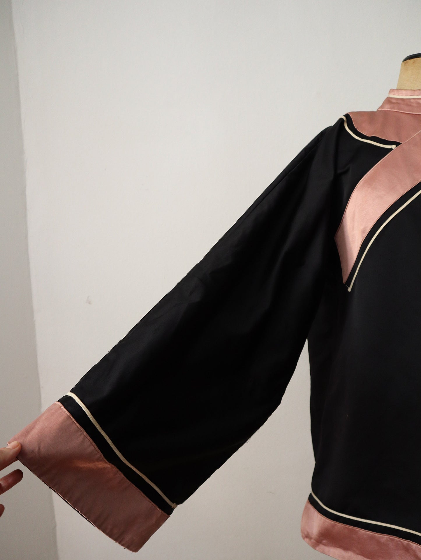 1930s French Theatre Costume Tunic Oriental Style Satin Pink Black Opera