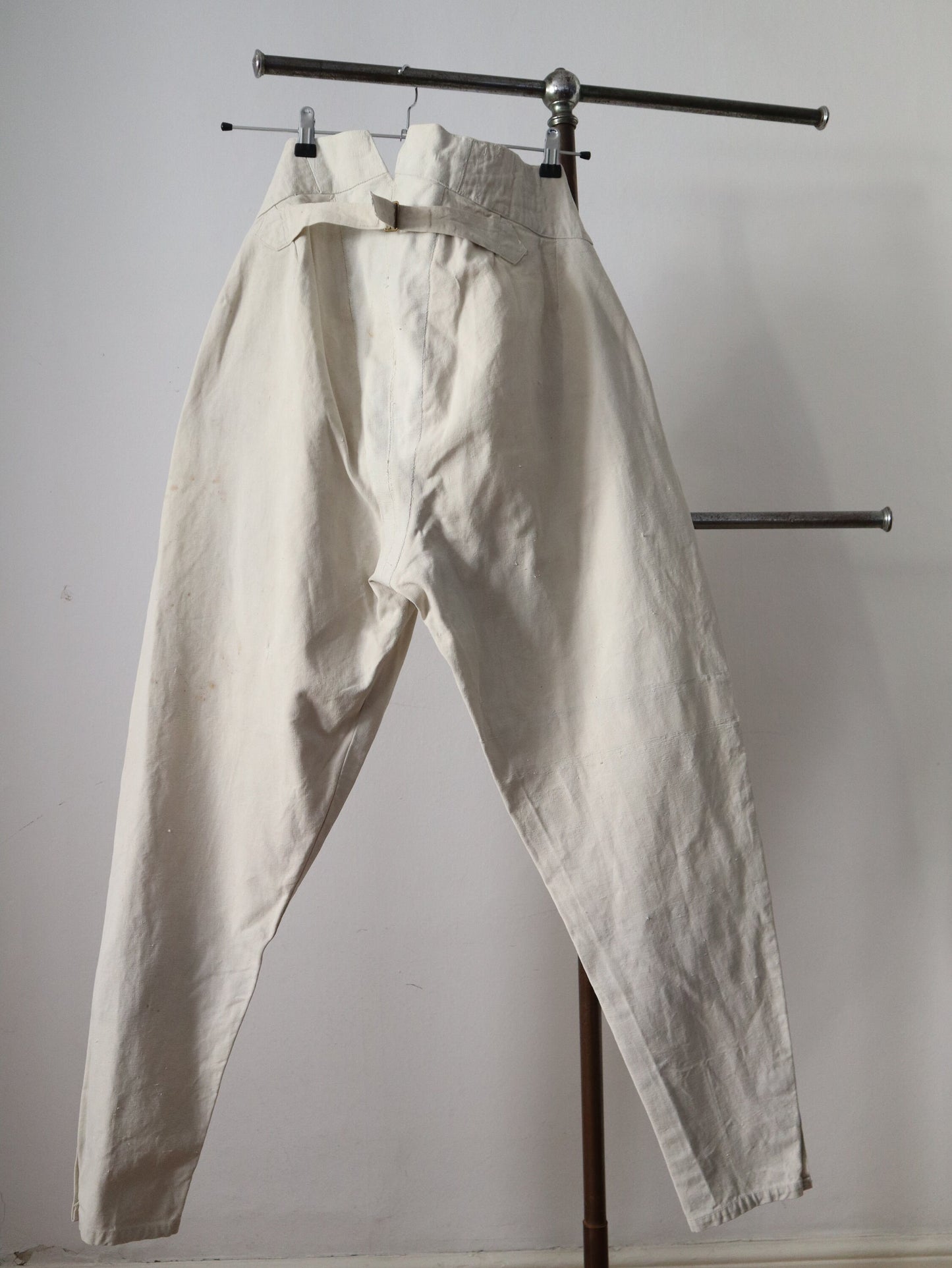 1910s French White Cotton Cavas Fencing Trousers High Waist Cinch Back