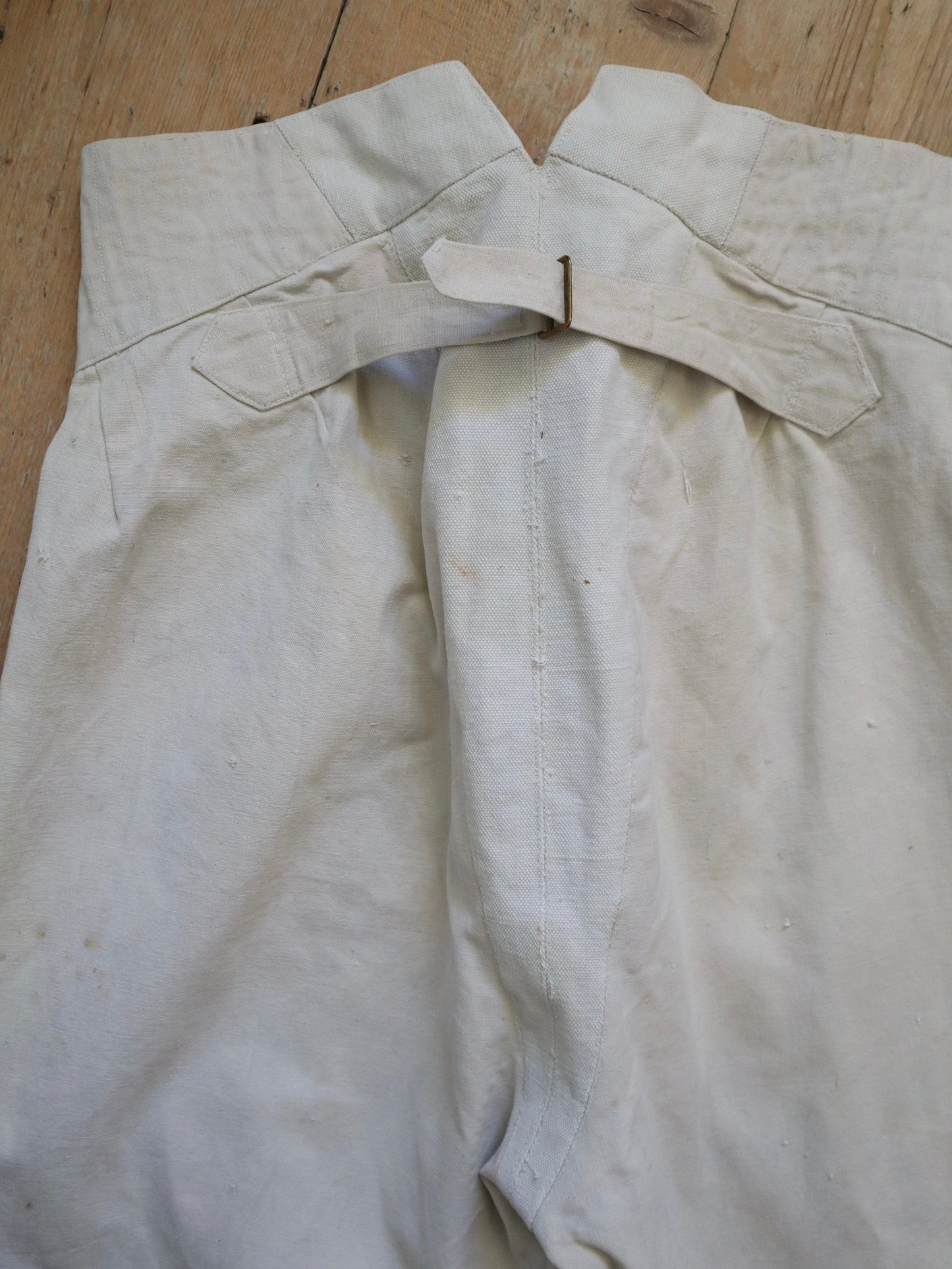 1910s French White Cotton Cavas Fencing Trousers High Waist Cinch Back